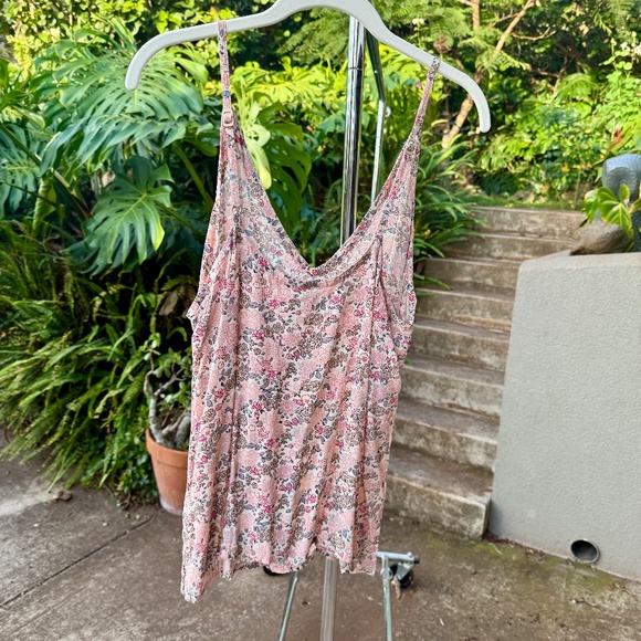 ACACIA NELLY TOP IN MEADOW - Picture 2 of 3